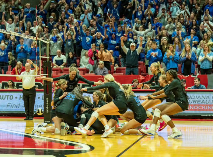 Hamilton Southeastern Castle Illinois girls volleyball 11-4-23 Julie L Brown 24082